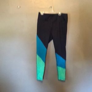 Maurice’s lounge pant size med snowflake print